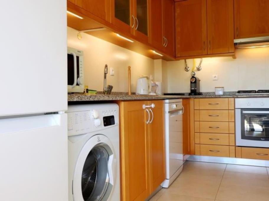 Happiness Apartment - Tennis Court & Pool & Albufeira Bagian luar foto