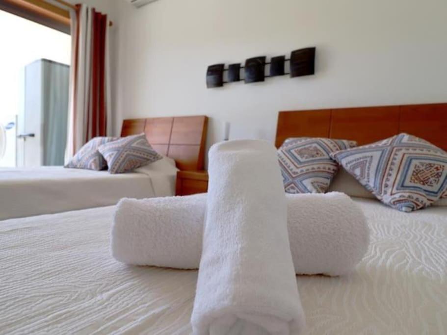Happiness Apartment - Tennis Court & Pool & Albufeira Bagian luar foto