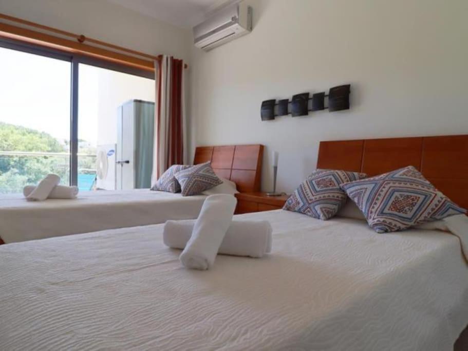 Happiness Apartment - Tennis Court & Pool & Albufeira Bagian luar foto
